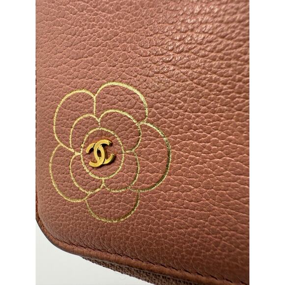 Chanel Bifold Pink Long Wallet Camellia Embossed in Gold*CC interlocking*Awesome - Picture 13 of 13